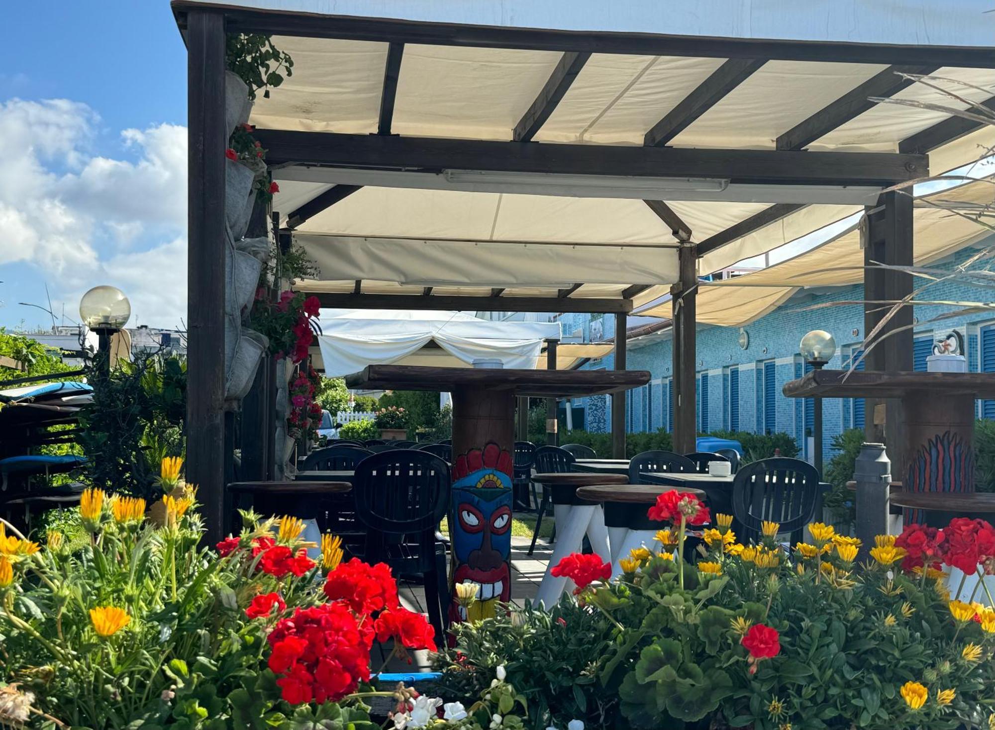 Hotel Bagno Stella Del Mare Марина-ді-Каррара Екстер'єр фото