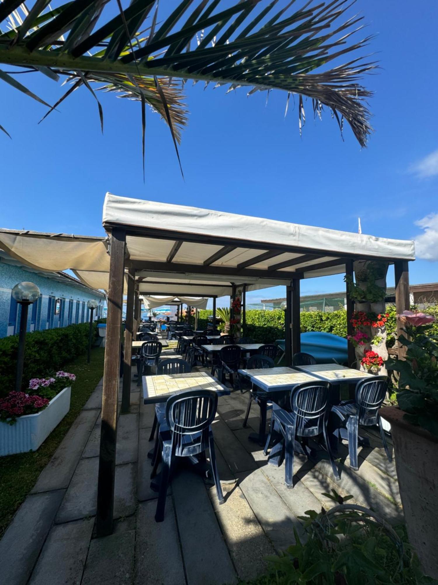 Hotel Bagno Stella Del Mare Марина-ді-Каррара Екстер'єр фото